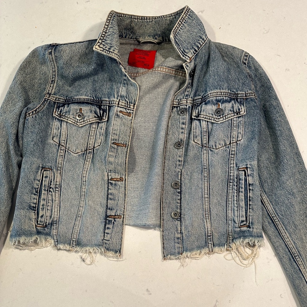 Pull&bear Jean jacket for women , size L